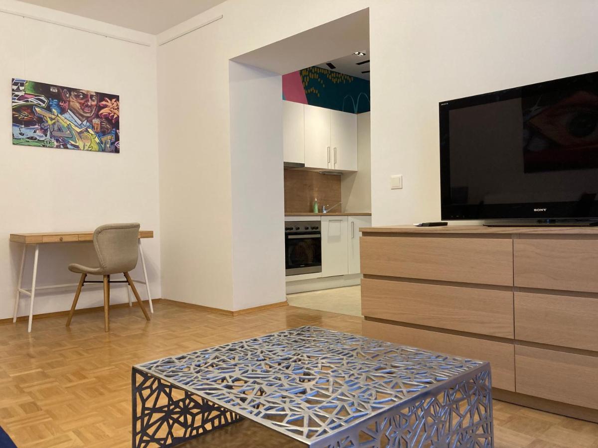Carillon By Bestchoice - Old City - Self Check-In With Parking Option Graz Ngoại thất bức ảnh