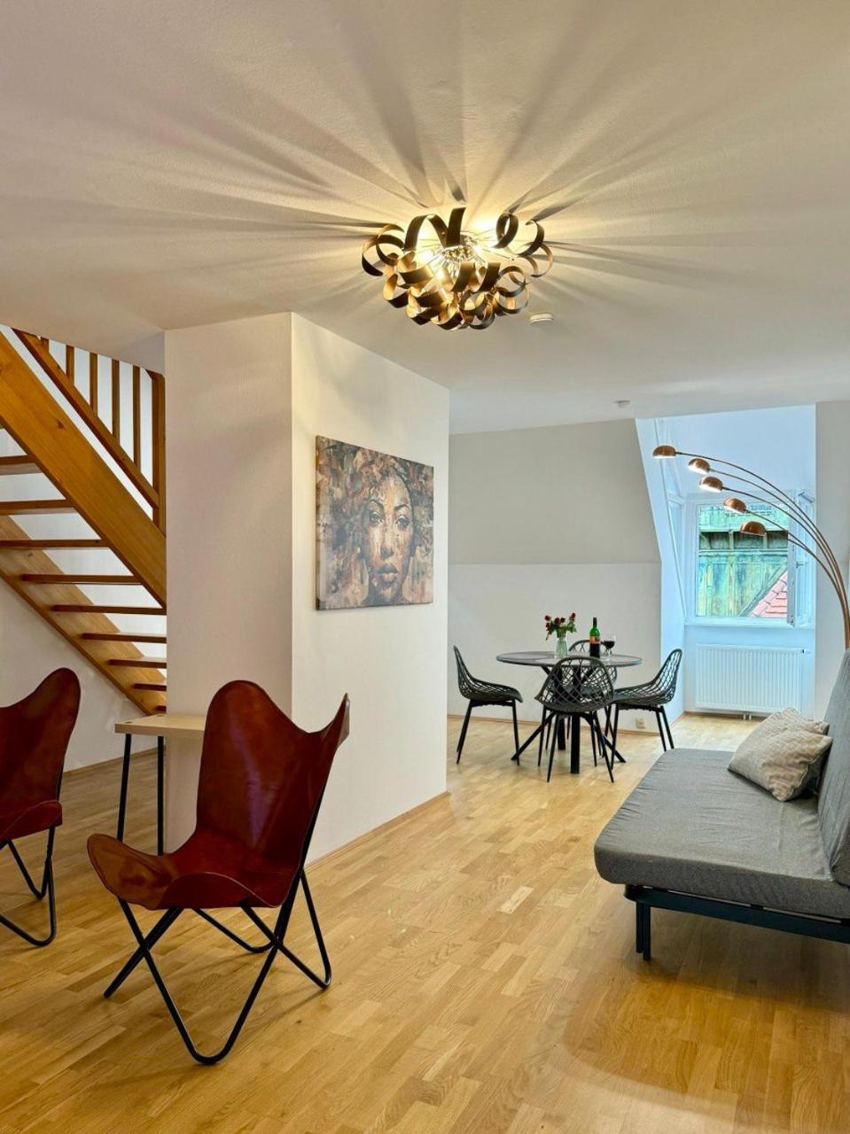 Carillon By Bestchoice - Old City - Self Check-In With Parking Option Graz Ngoại thất bức ảnh